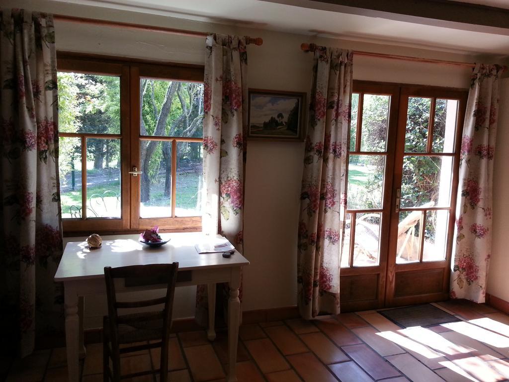 Mas La Provence Bed & Breakfast L'Isle-sur-la-Sorgue Phòng bức ảnh