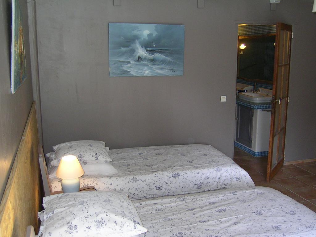 Mas La Provence Bed & Breakfast L'Isle-sur-la-Sorgue Phòng bức ảnh