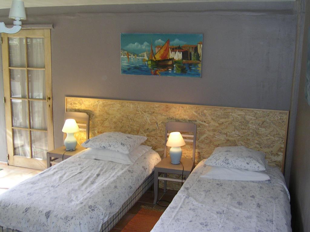 Mas La Provence Bed & Breakfast L'Isle-sur-la-Sorgue Phòng bức ảnh